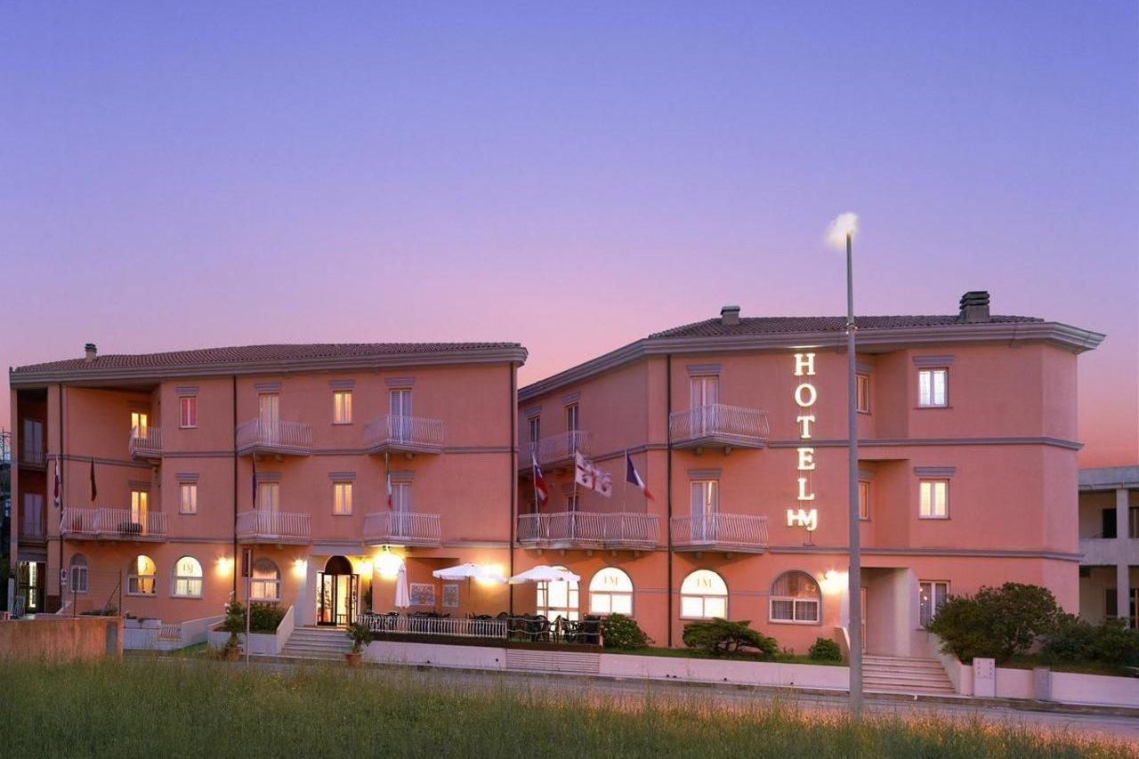 Hotel Majore Santa Teresa Gallura Exterior photo